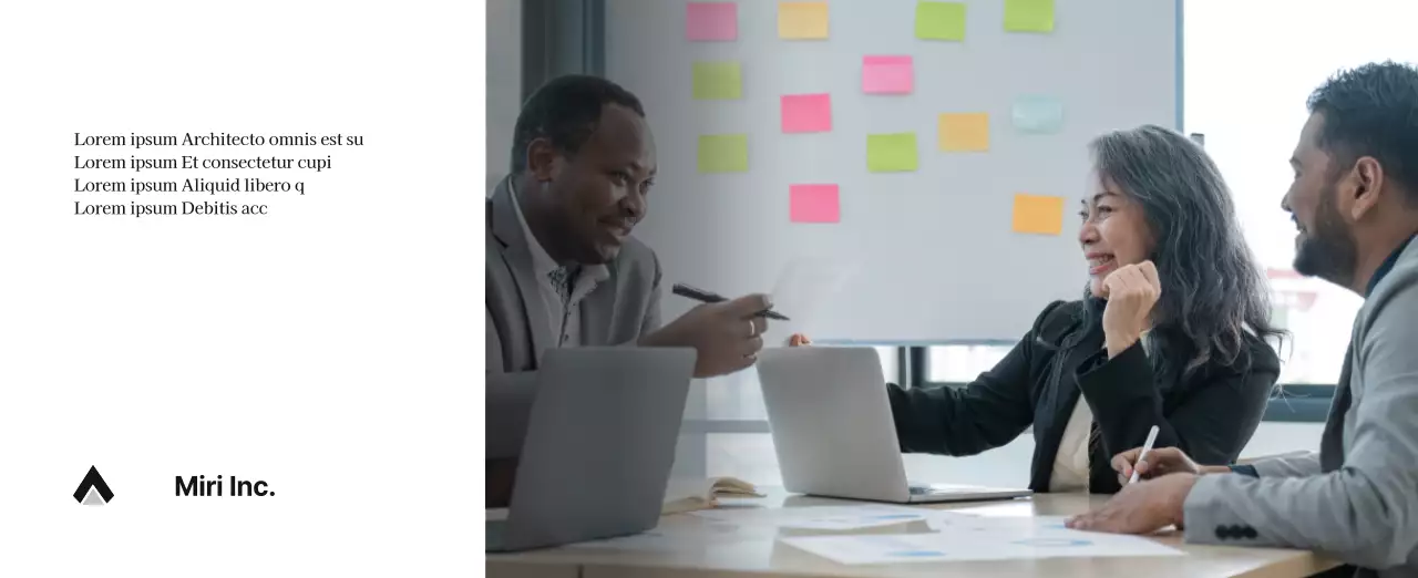 Un calendrier d'entreprise simple en gris