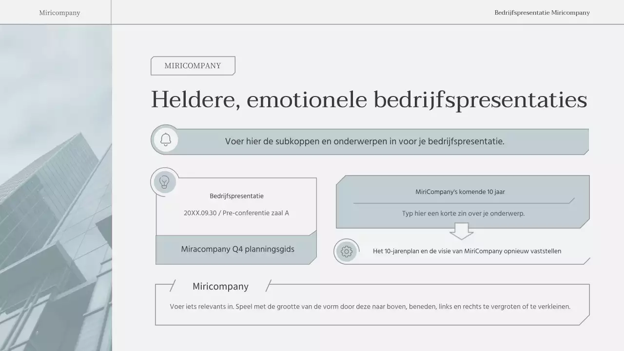 Een eenvoudig, emotioneel zakelijk rapport in lichtblauw en wit