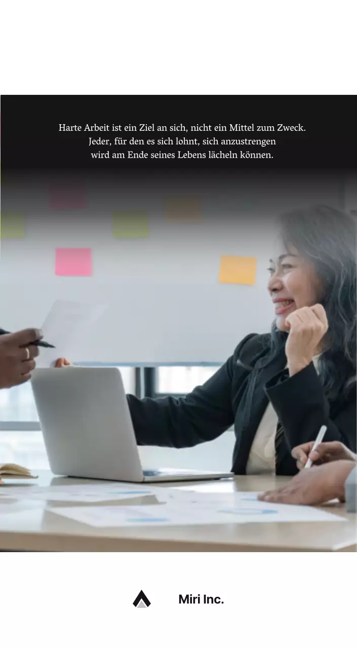 Ein einfacher Unternehmenskalender in Grau