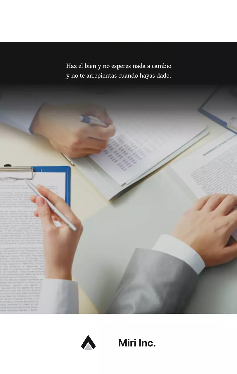 Un sencillo calendario corporativo en gris