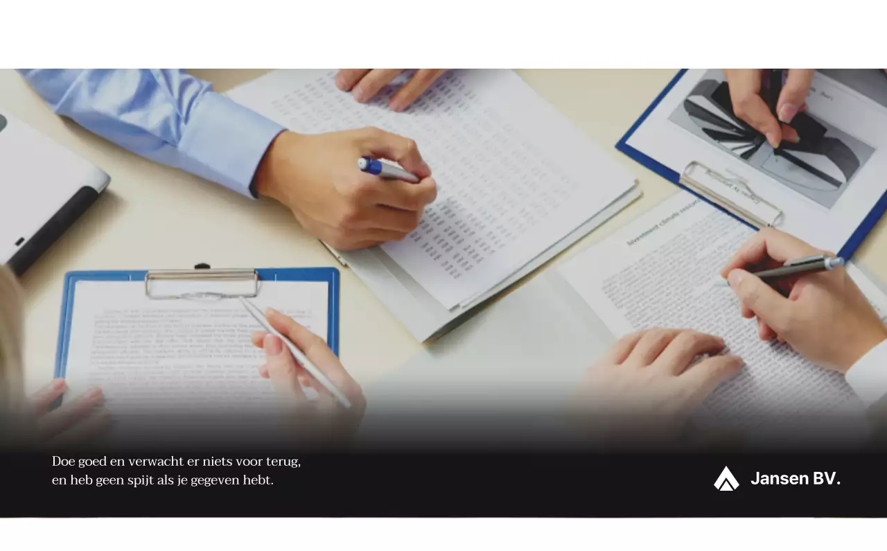 Een eenvoudige bedrijfskalender in grijs