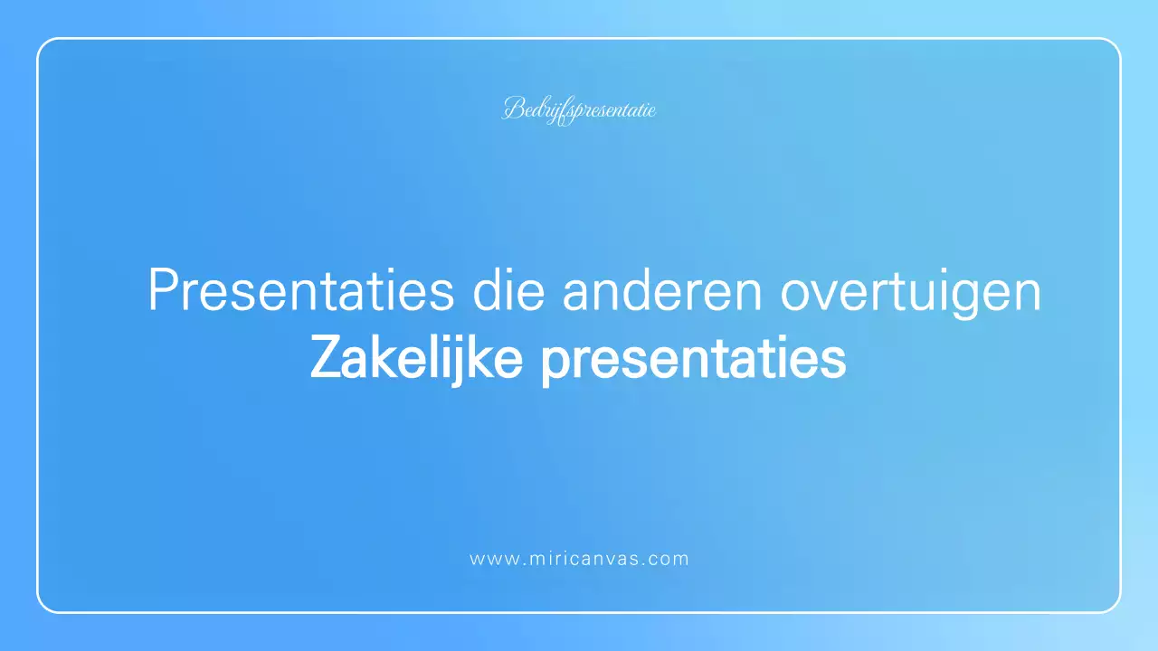 Minimalistische bedrijfspresentatie in lichtblauw en wit