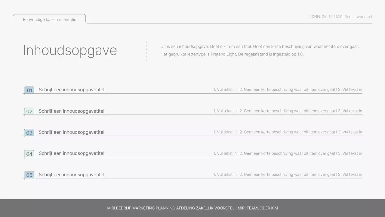 Eenvoudig basisrapport in lichtblauw en lichtgroen