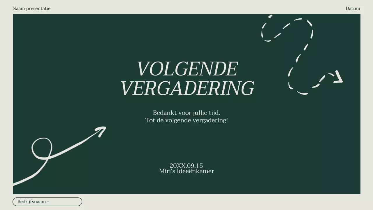 Minimalistisch verslag van de notulen van een marketingvergadering in groen en beige