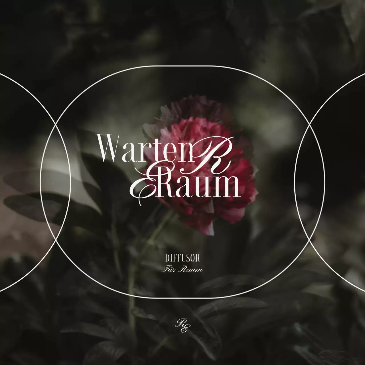 Ein luxuriöser Diffusor mit floralen Vintage-Motiven in gedeckten Farben zur Präsentation von Produkten