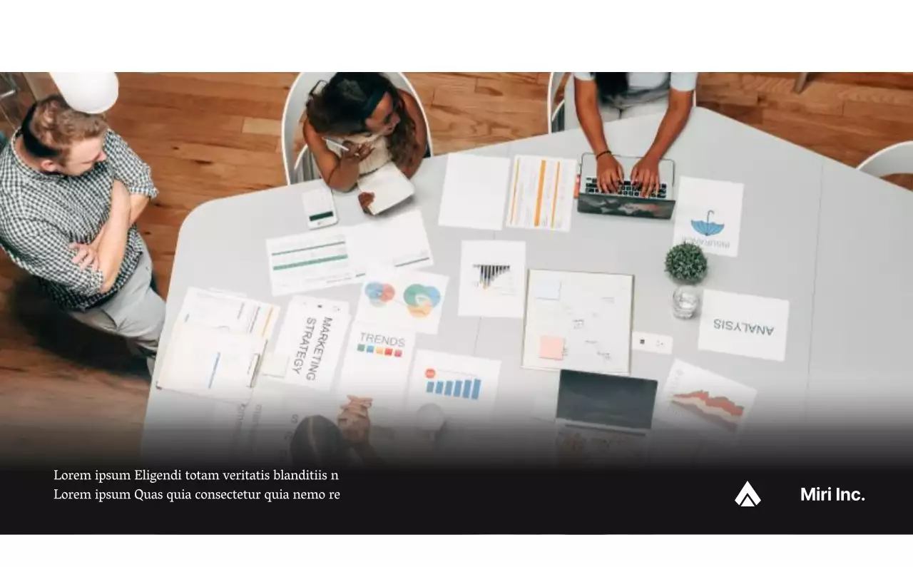 Ein einfacher Unternehmenskalender in Grau