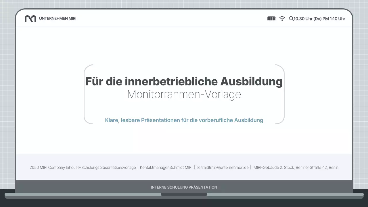 Einfache interne Schulungspräsentation in Hellblau und Grau