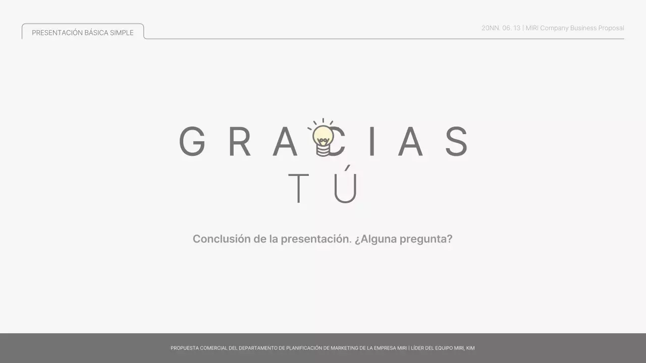 Informe básico sencillo en azul claro y verde claro