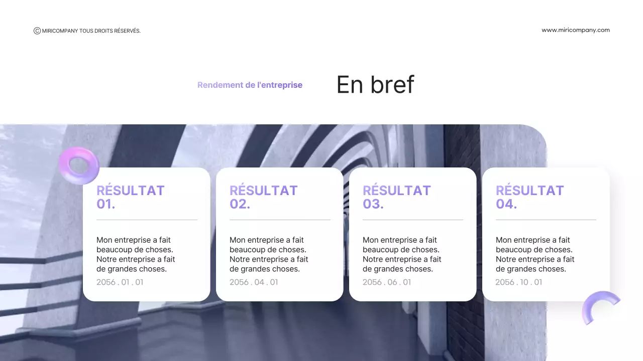 Formes 3D avec un dégradé violet pour les présentations professionnelles