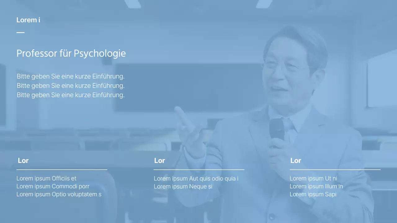 Kursorientierung anhand eines Fotos mit einem hellblauen und weißen Farbverlauf