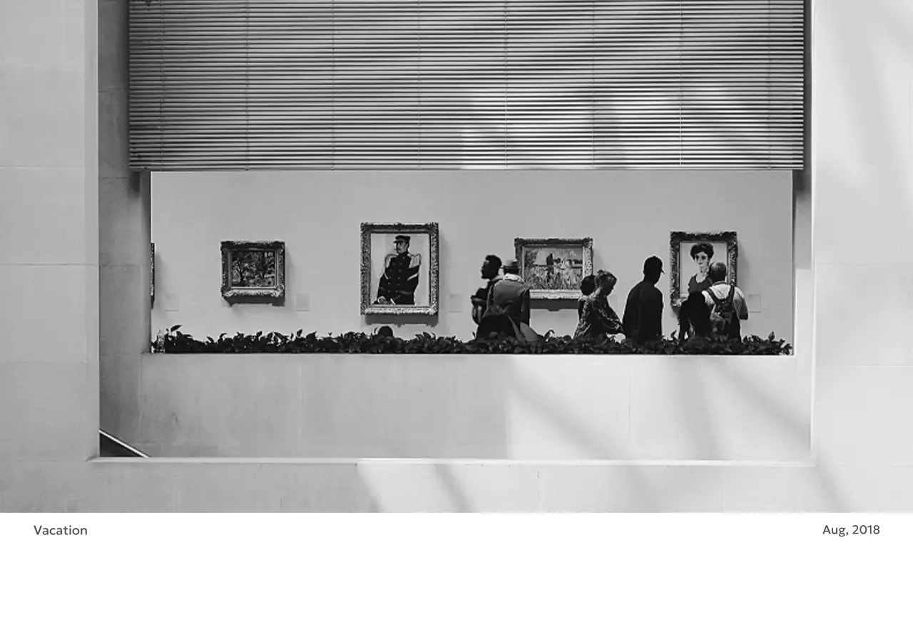 すっきりとした都会的な雰囲気のフォトカレンダー