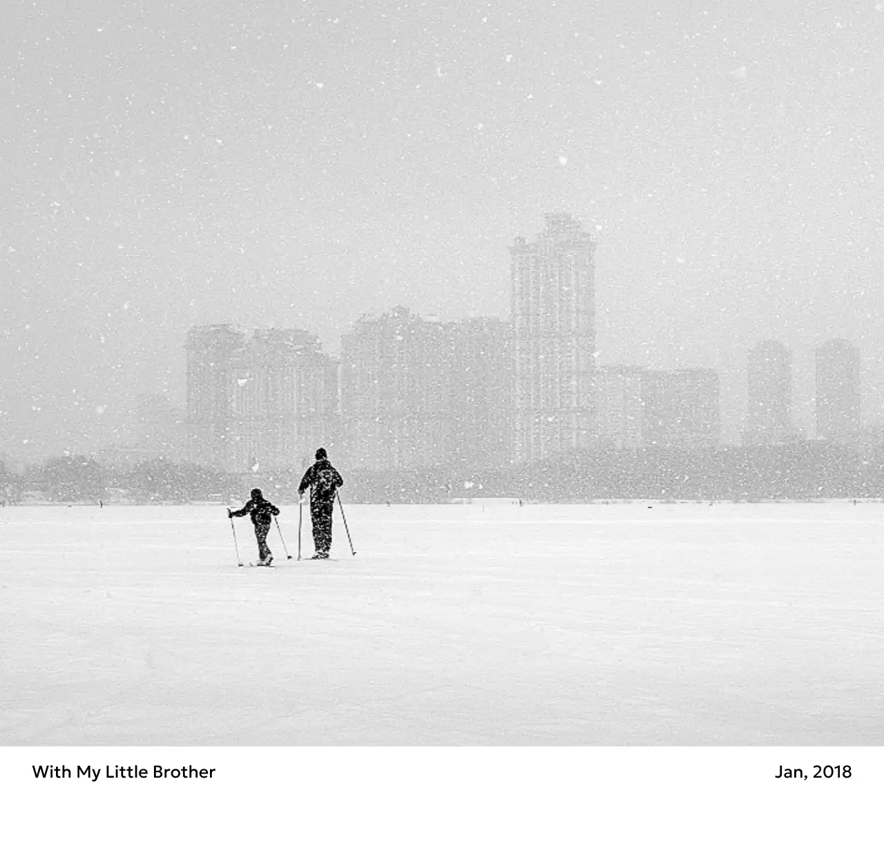 すっきりとした都会的な雰囲気のフォトカレンダー