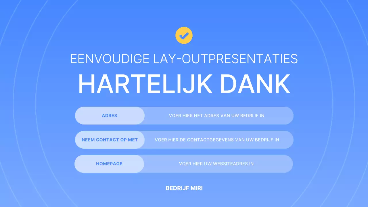 Een eenvoudige zakelijke presentatie in blauw en geel