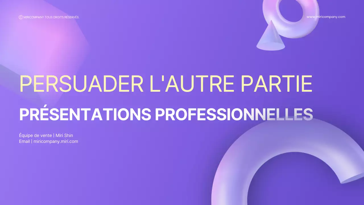 Formes 3D avec un dégradé violet pour les présentations professionnelles