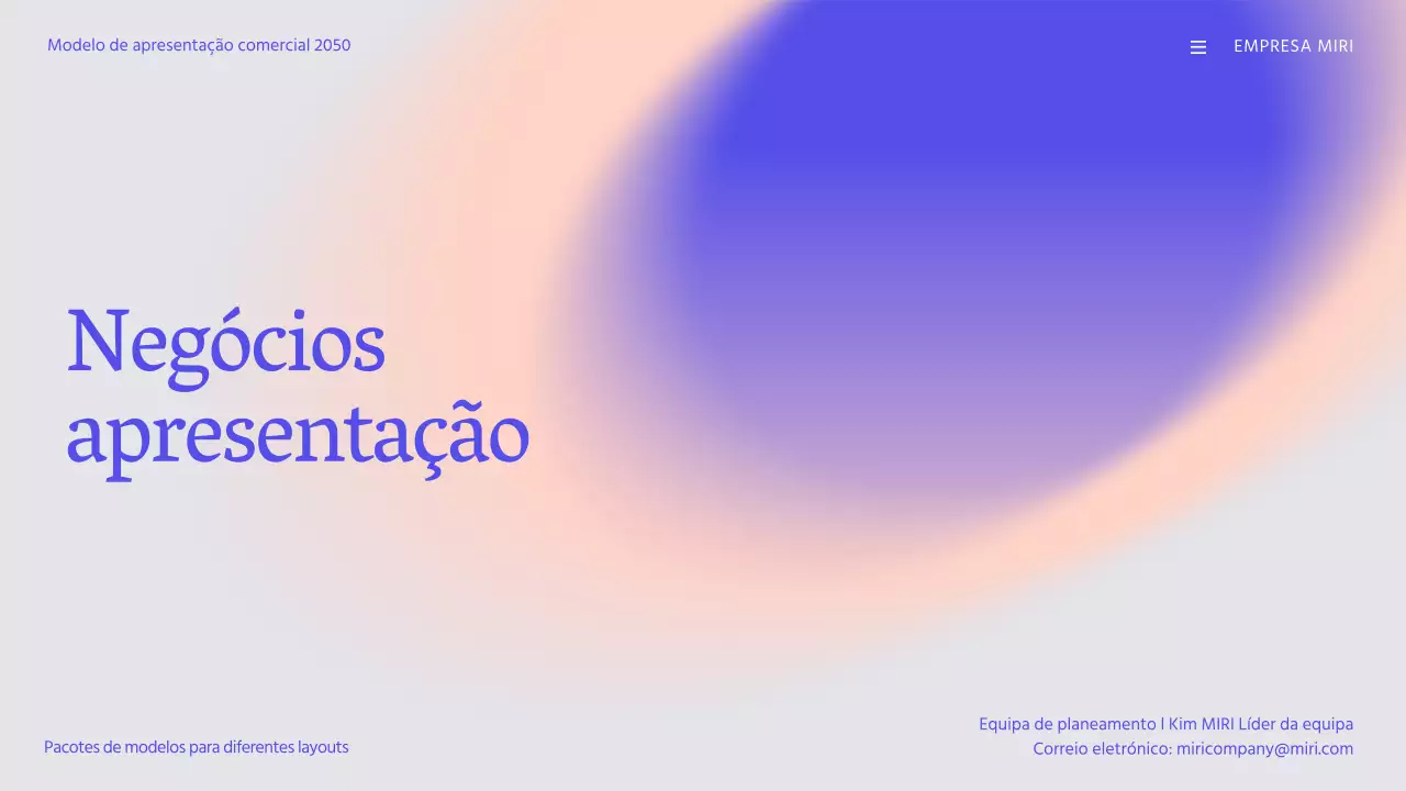 Modelo de apresentação comercial com degradé violeta