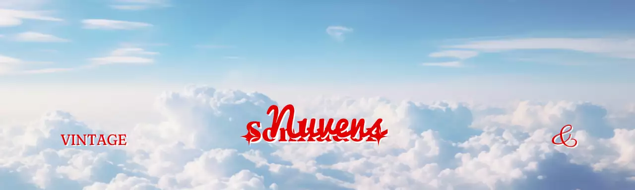 Tachinha de cabeçalho de mercadoria sentimental de inspiração vintage com uma fotografia de nuvens em fundo