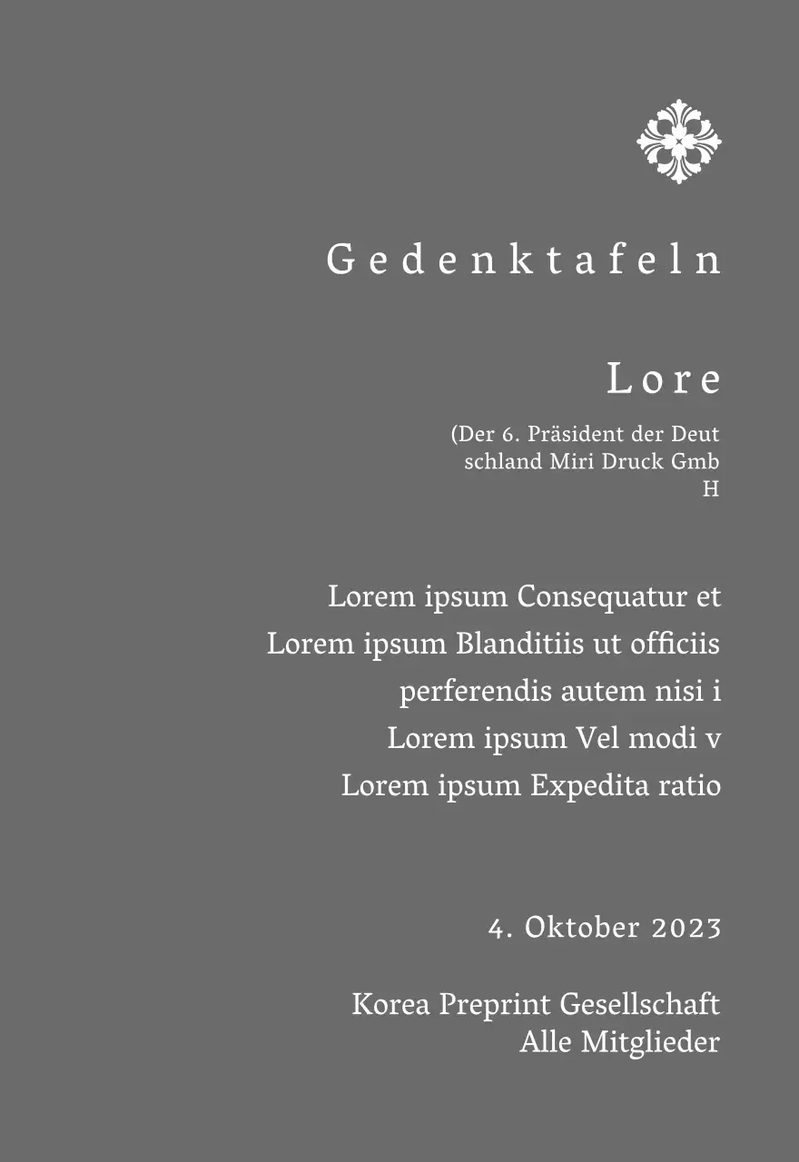 Eine königlich anmutende Inbetriebnahmetafel mit kunstvoller Verzierung