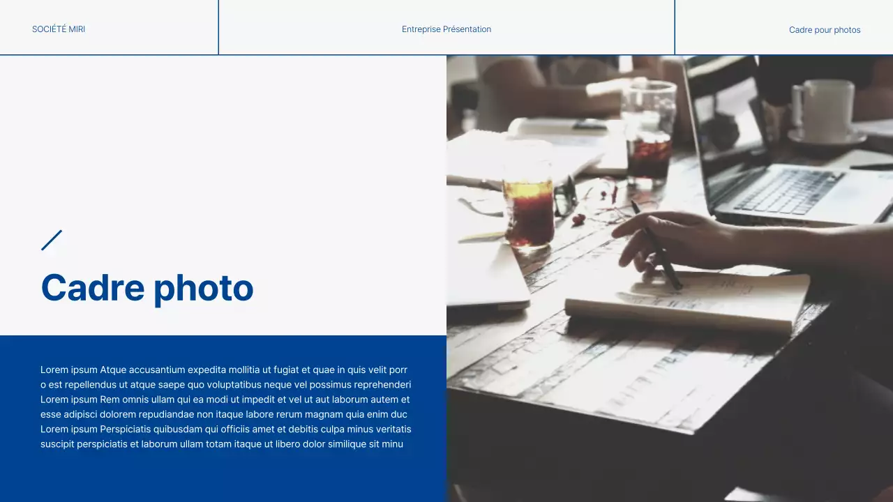Rapports d'activité modernes en bleu et gris