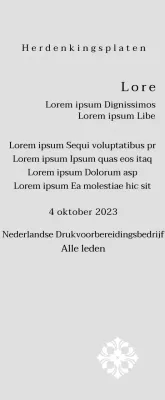 Een vorstelijk uitziende plaquette met uitgebreide decoratie