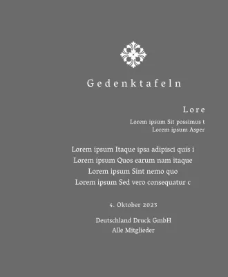 Eine königlich anmutende Inbetriebnahmetafel mit kunstvoller Verzierung