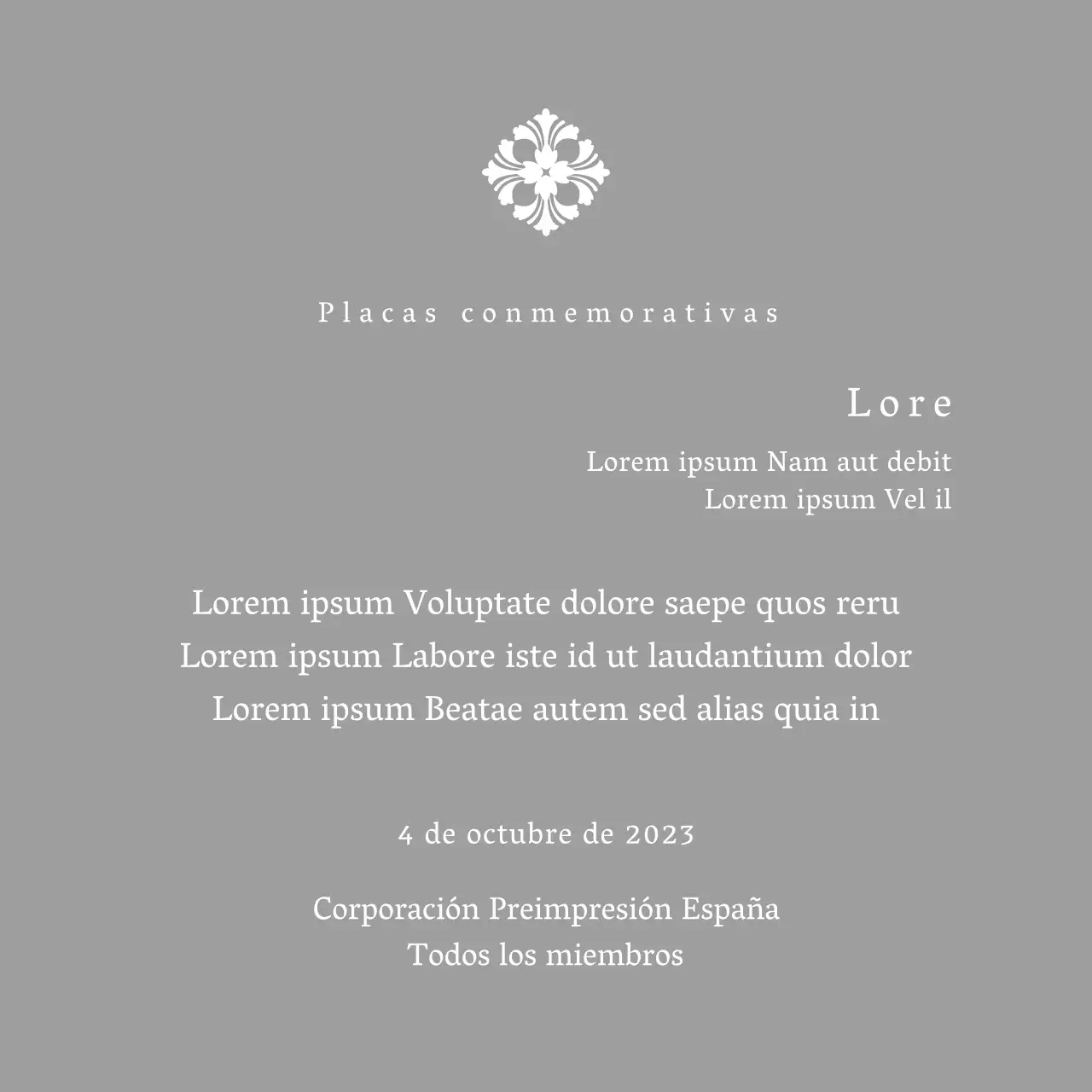 Una placa de encargo de aspecto regio con una elaborada decoración