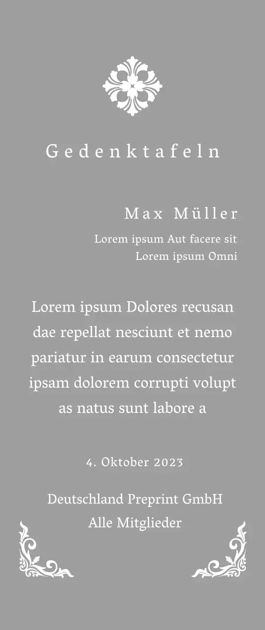 Eine königlich anmutende Inbetriebnahmetafel mit kunstvoller Verzierung