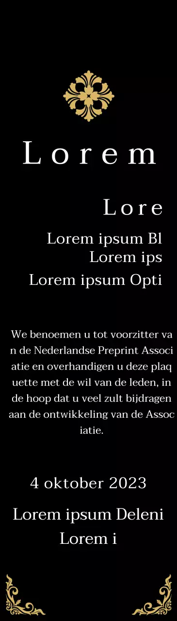 Een vorstelijk uitziende plaquette met uitgebreide decoratie