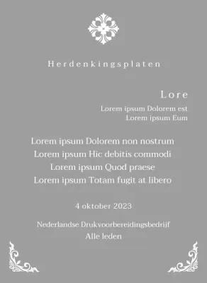 Een vorstelijk uitziende plaquette met uitgebreide decoratie