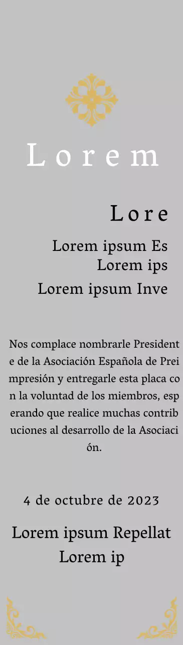 Una placa de encargo de aspecto regio con una elaborada decoración