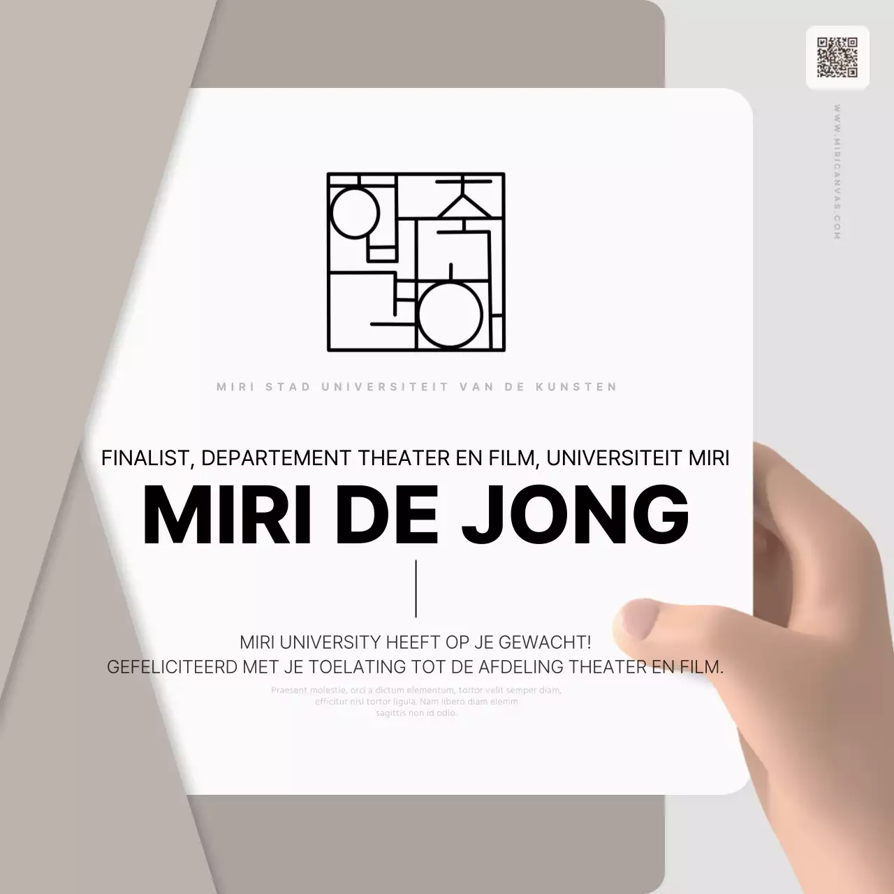 Stijlvolle witte en beige acceptatieaankondigingen