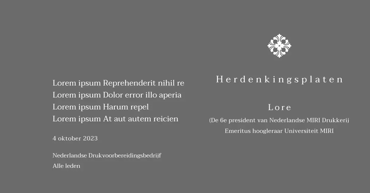 Een vorstelijk uitziende plaquette met uitgebreide decoratie