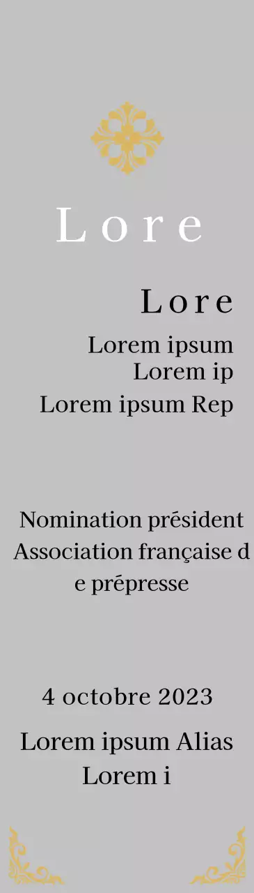 Une plaque de mise en service d'allure royale avec une décoration élaborée