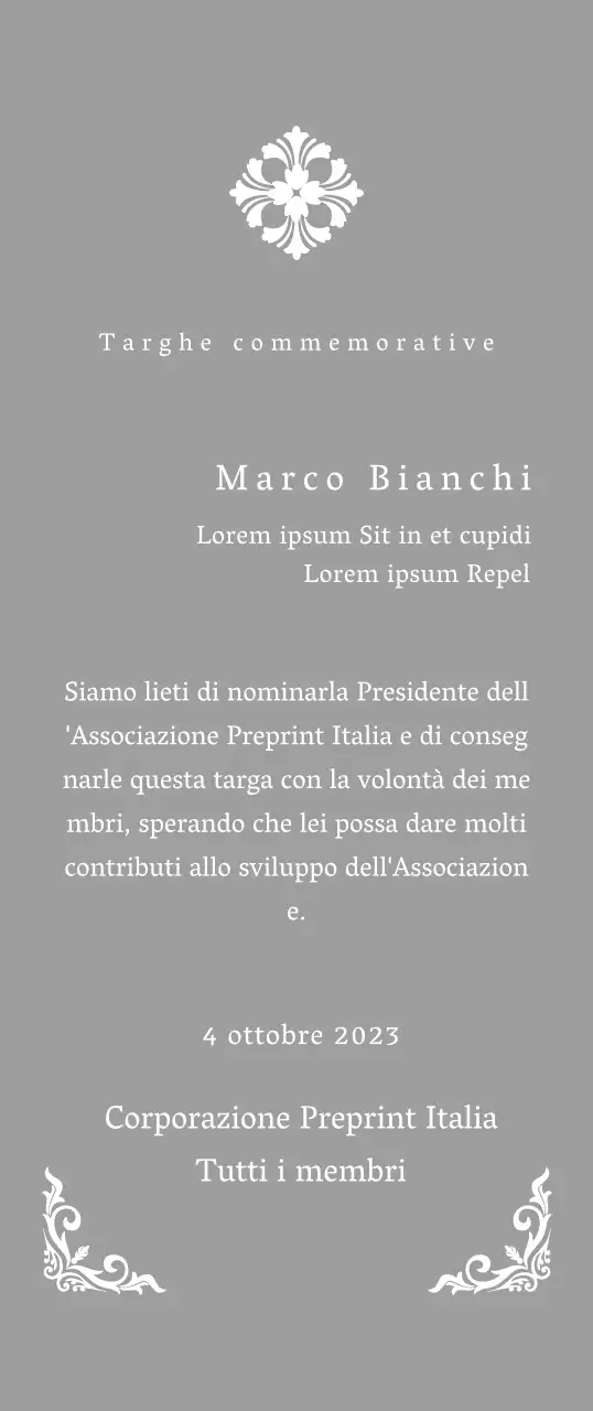 Una targa di commissione dall'aspetto regale con decorazioni elaborate