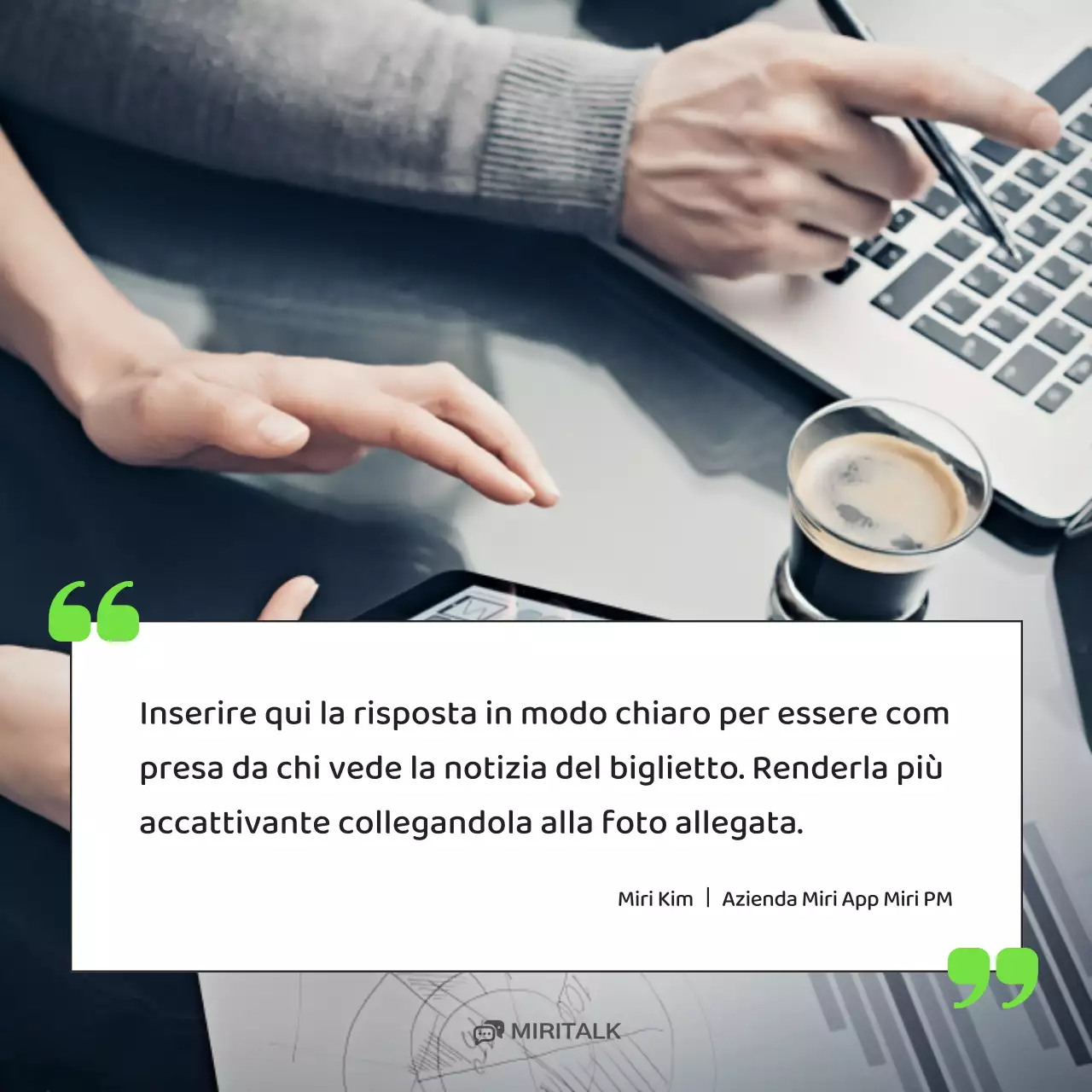 Un semplice ritratto aziendale per un'intervista in chartreuse e grigio