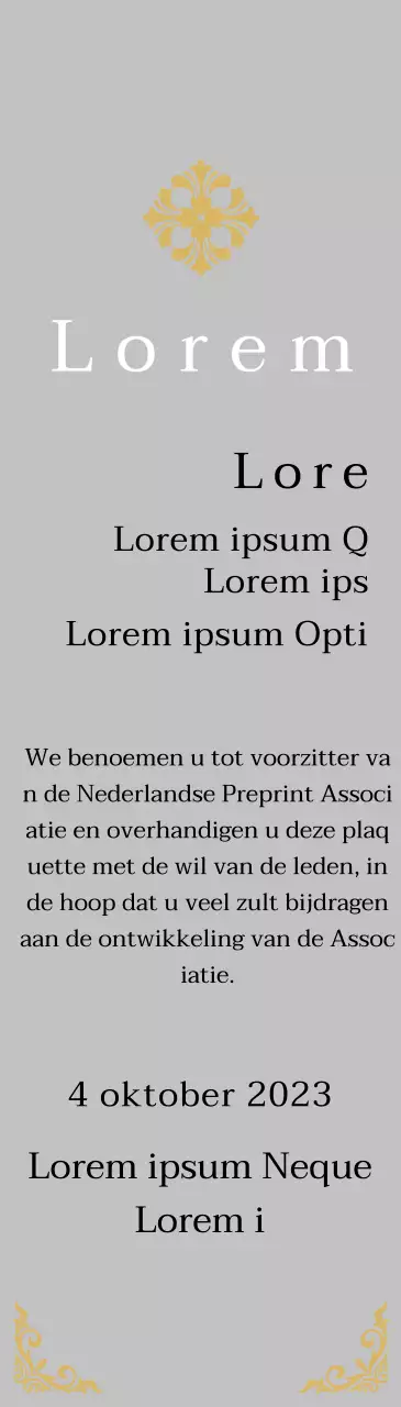 Een vorstelijk uitziende plaquette met uitgebreide decoratie