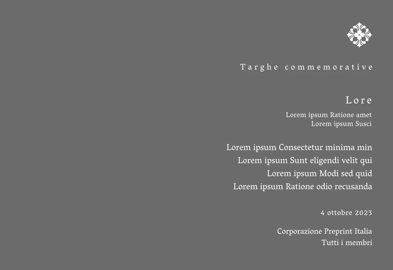 Una targa di commissione dall'aspetto regale con decorazioni elaborate