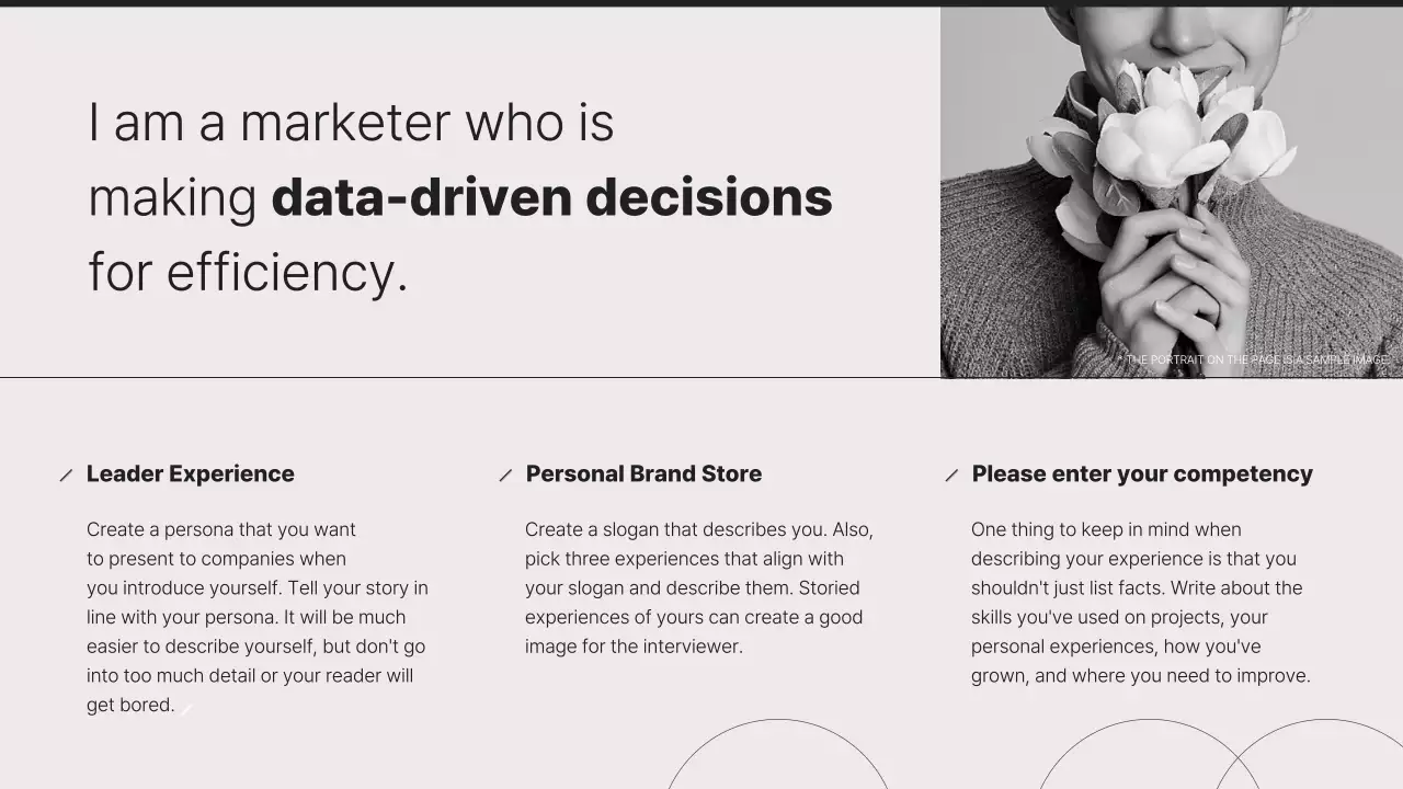 블랙 모던 커리어 포트폴리오 프레젠테이션