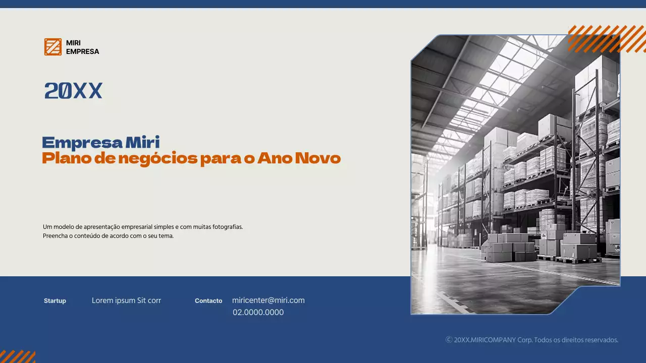 Um plano de negócios simples para o Ano Novo em azul e laranja