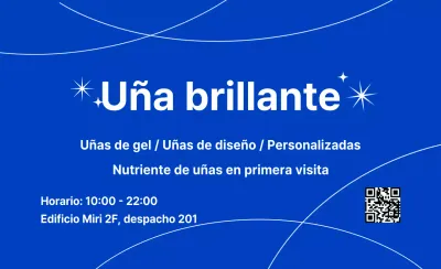 Esmalte de uñas azul con líneas y estrellas de purpurina