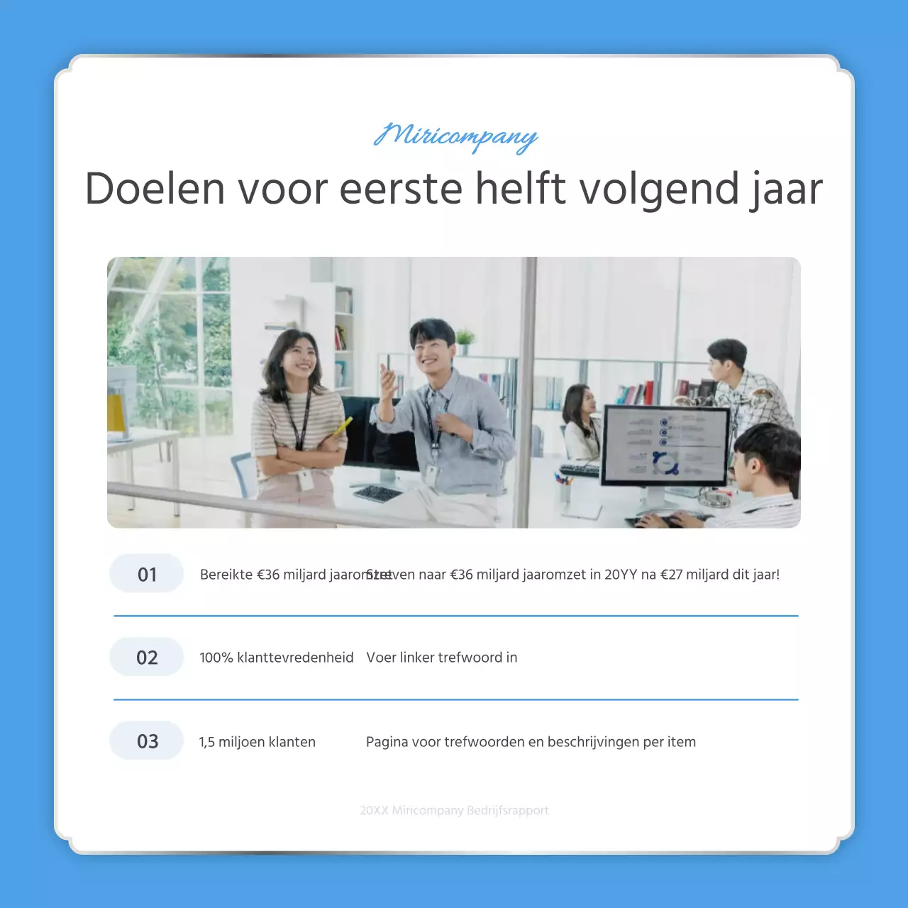 Een eenvoudige eindejaarsrapportage in lichtblauw en wit