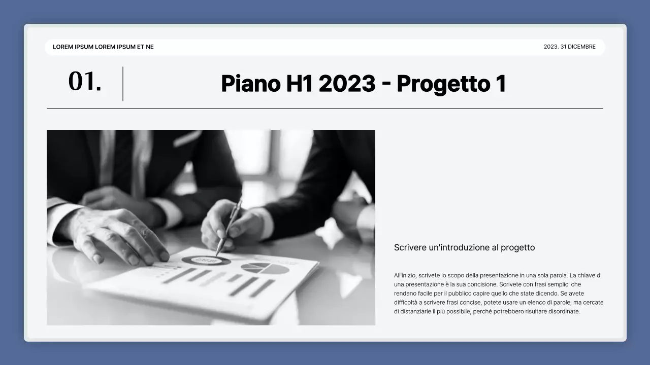 Una semplice presentazione della performance in bianco e blu e una relazione sull'evento di fine anno.