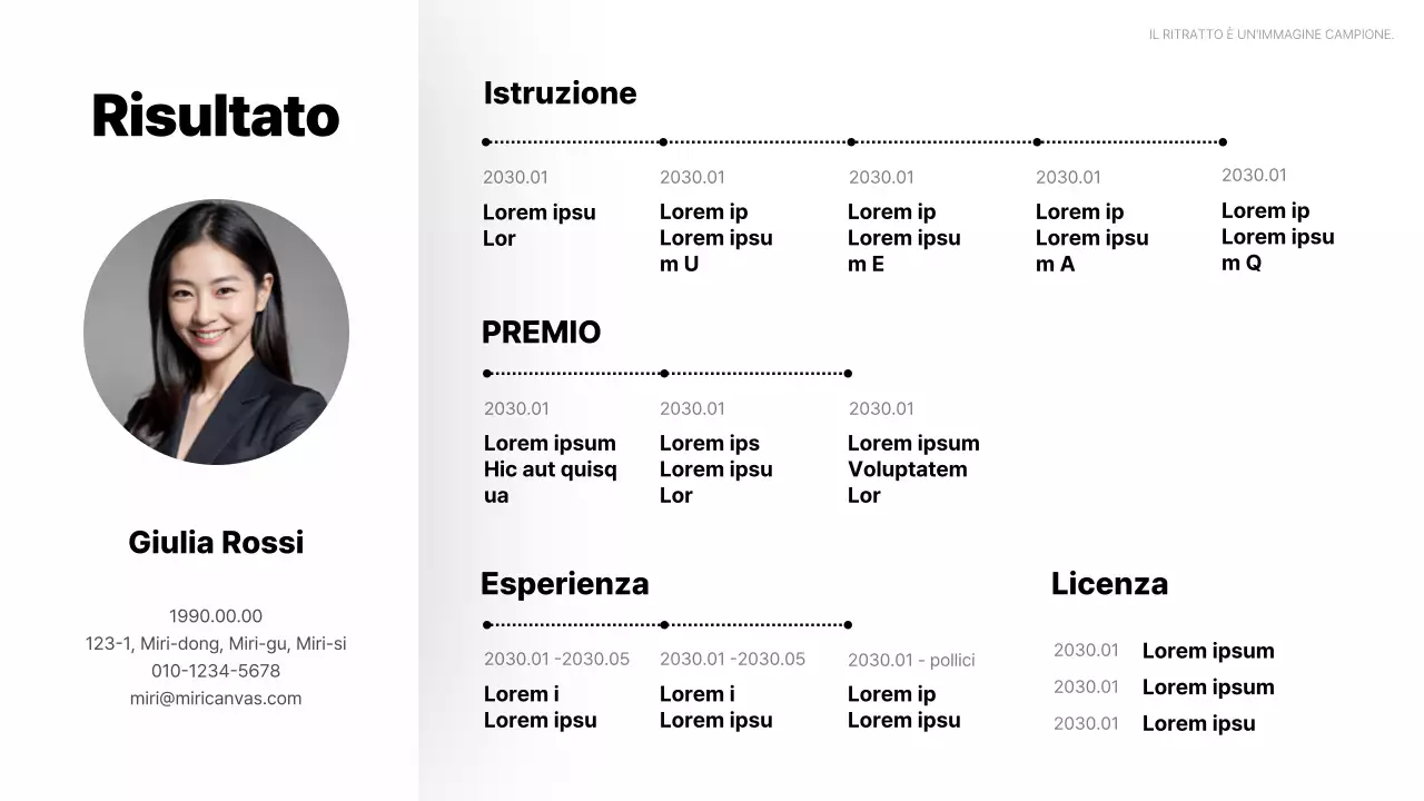Portafoglio CV semplice con sfondo bianco