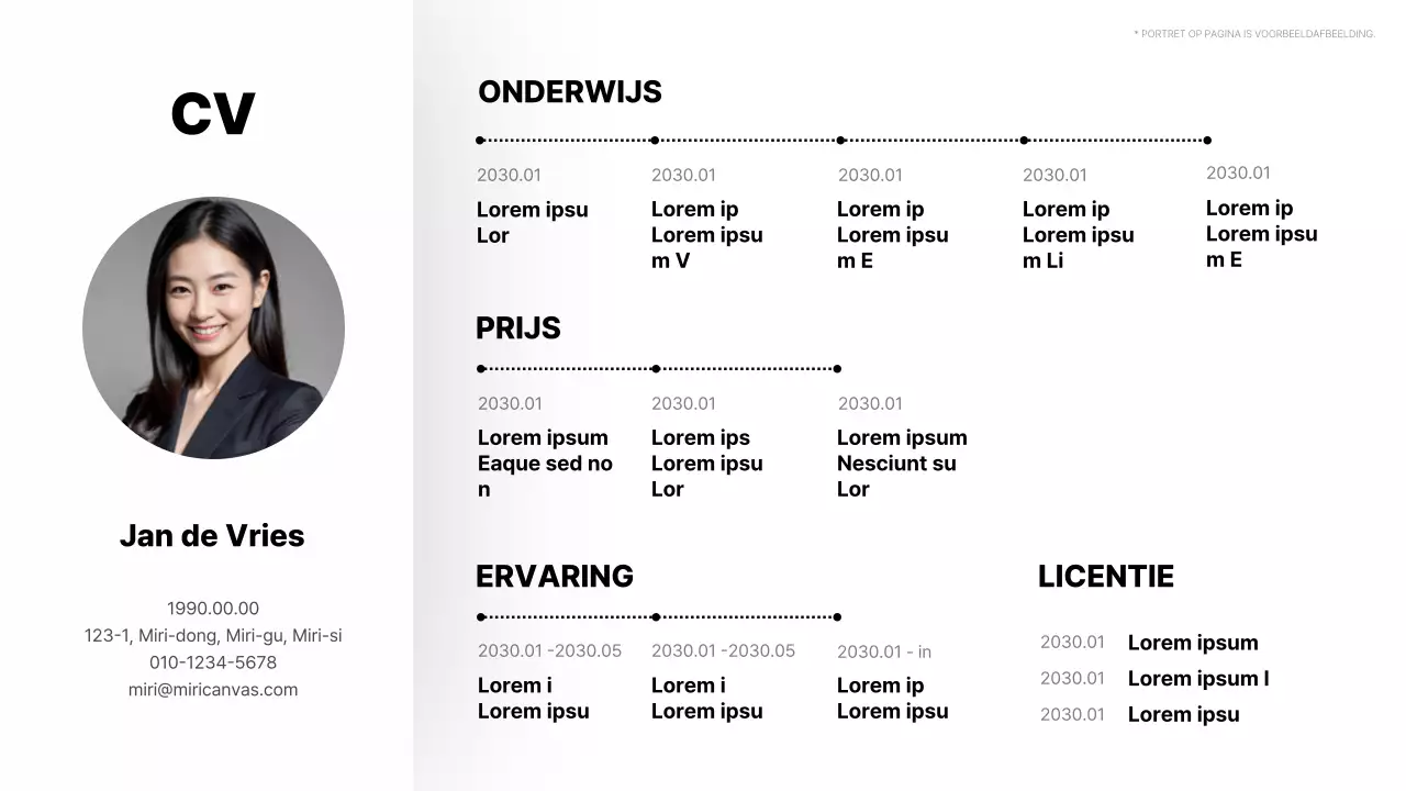 Eenvoudig CV-portfolio met witte achtergrond