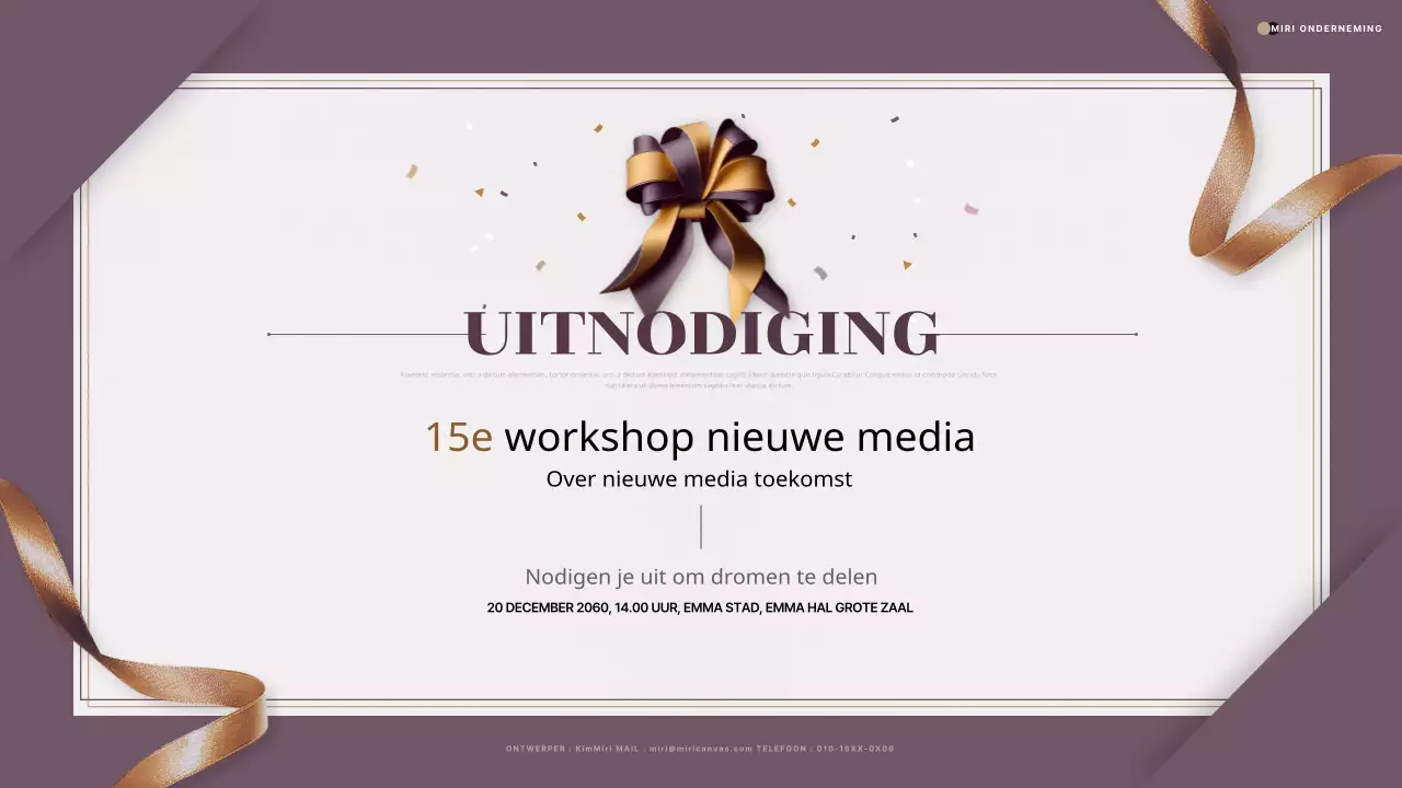 Een luxe uitnodigingsvoorstel voor een evenement in paars en goud