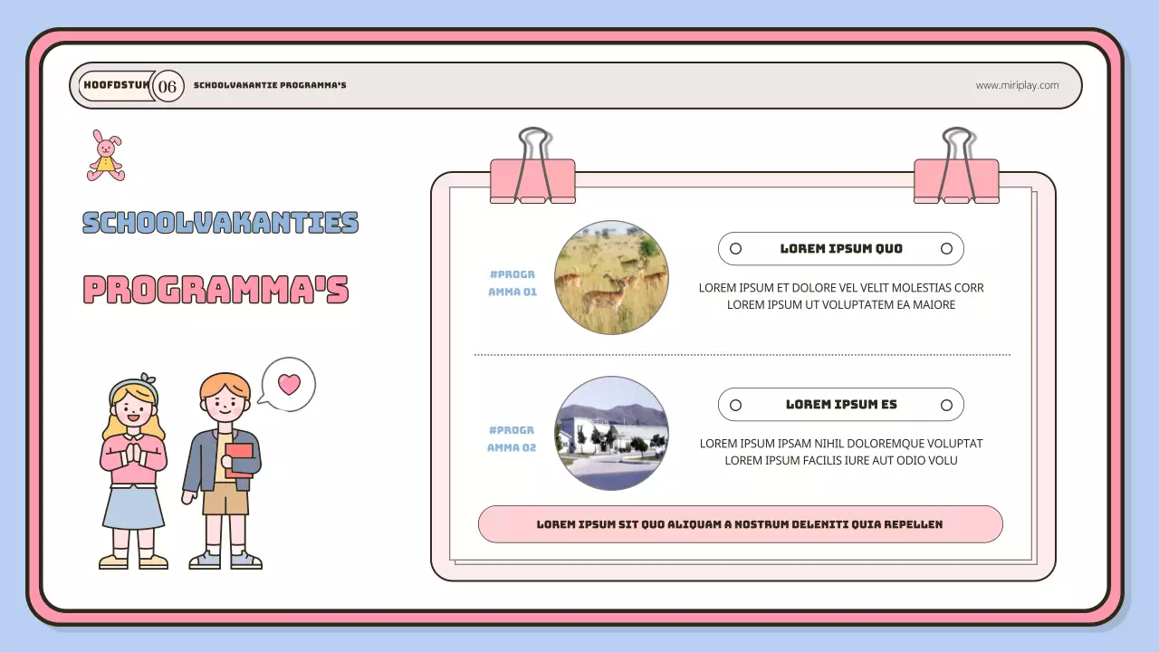 Een schattige baby- en peuterinstructeursportefeuille in lichtblauw en roze