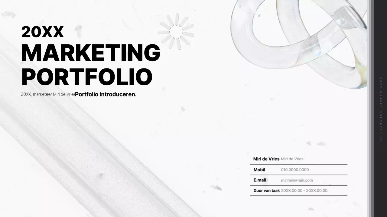 Minimalistische zwart-wit carrière marketeer portfolio