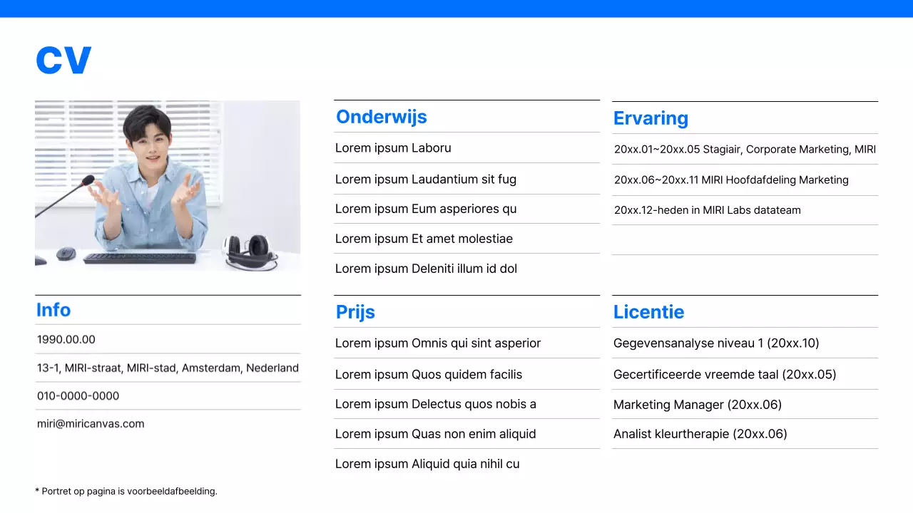 Eenvoudige carrière portfolio met blauwe achtergrond
