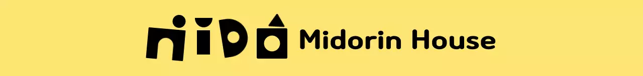 Kamar bayi dengan ilustrasi mainan balok yang lucu