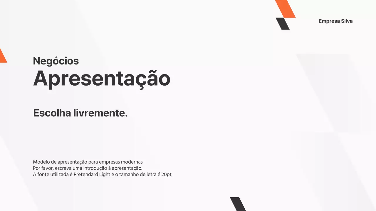 Uma proposta comercial simples a laranja e a preto e branco