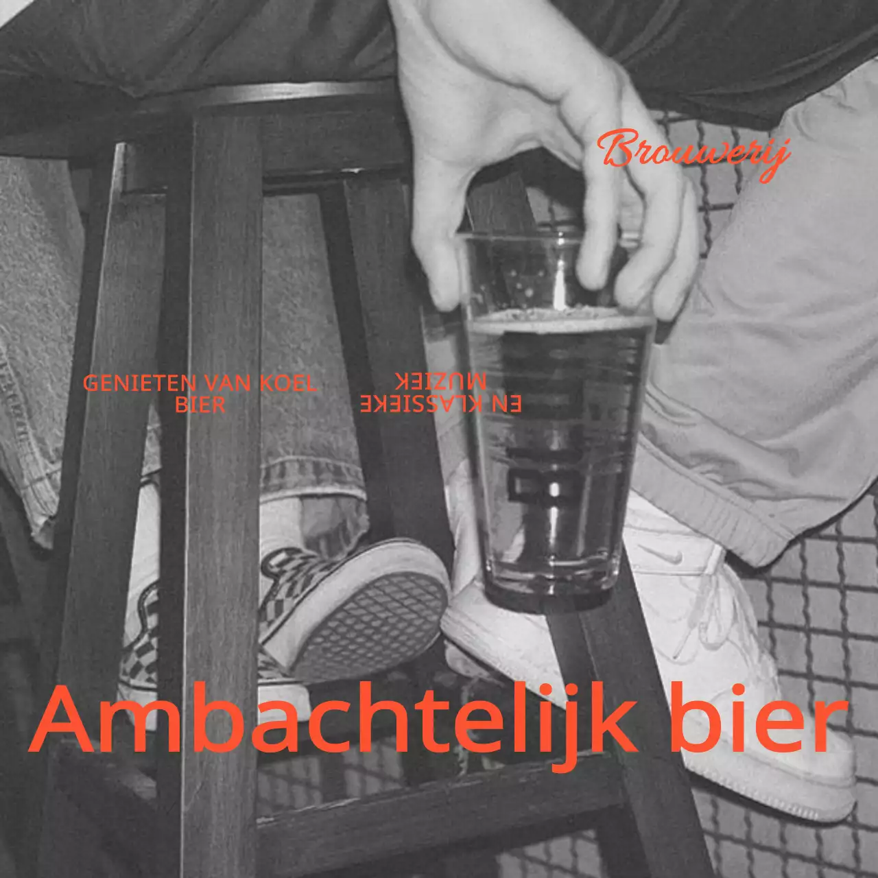 Op vintage geïnspireerd café met sentimentele zwart-wit fotografie en schreeflettertype